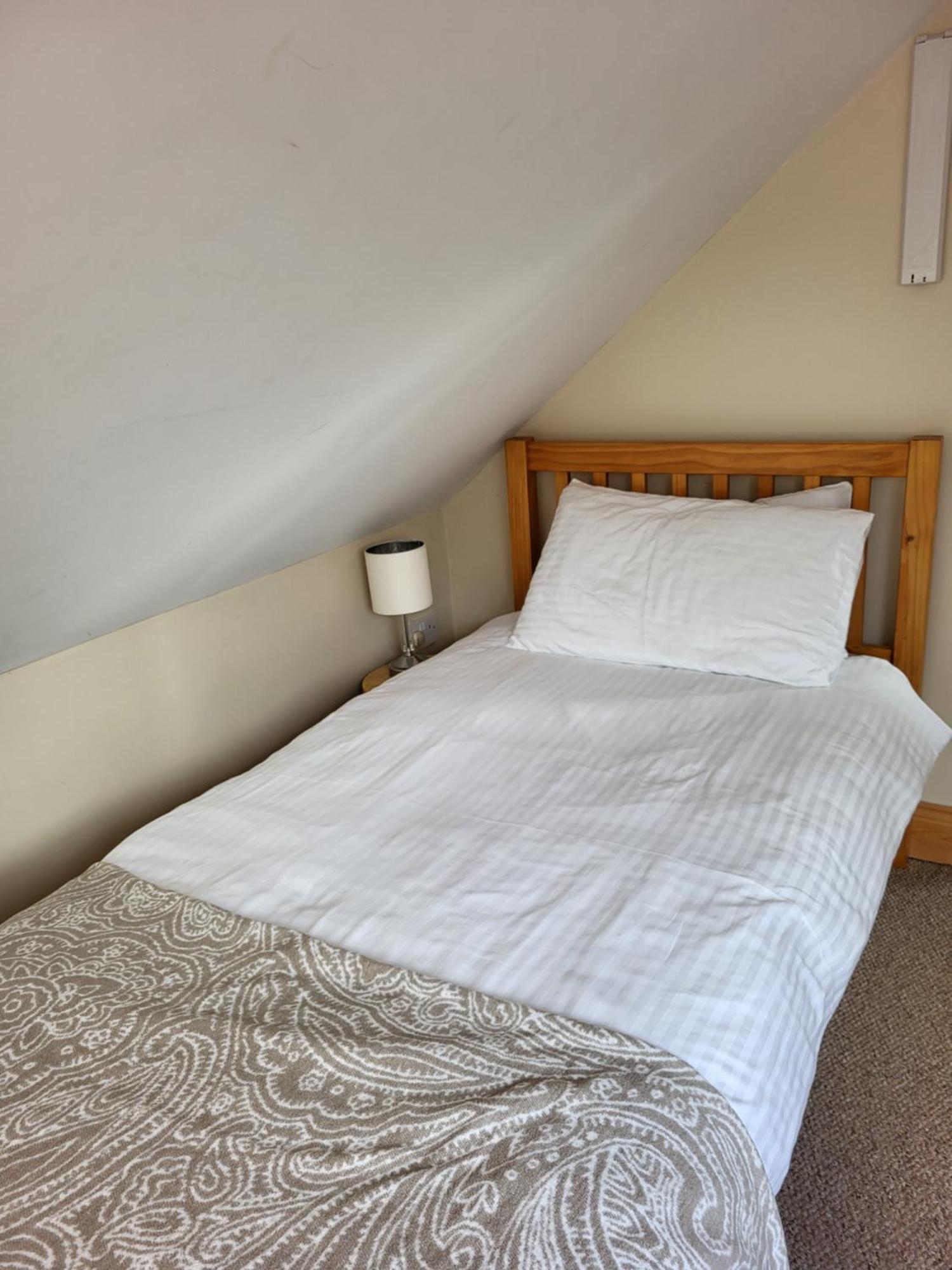 Riverside 3*